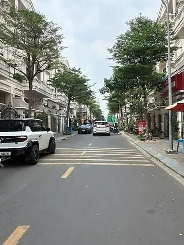 Nhà Phố 5 Lầu + Hầm Ngay Cityland P10 Ngang 5M 100M2 View Lotte 25 Tỷ