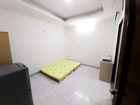 Phòng Máy Lạnh Lầu 1 Mặt Tiền Thạch Lam Full Nội Thất Quận Tân Phú, Không Chung Chủ, Giờ Giấc Tự Do