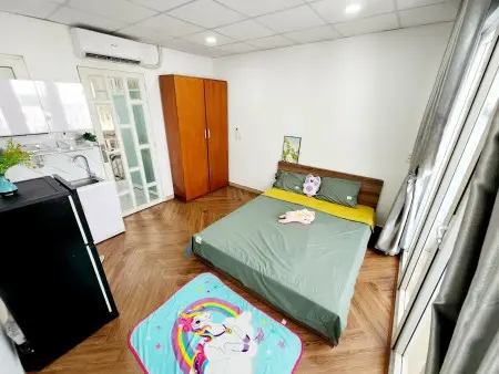 Cho Thuê Phòng Mới 100% Có Ban Công - Nội Thất Mới - Nằm Ngay Trung Tâm Ngã Tư Hàng Xanh