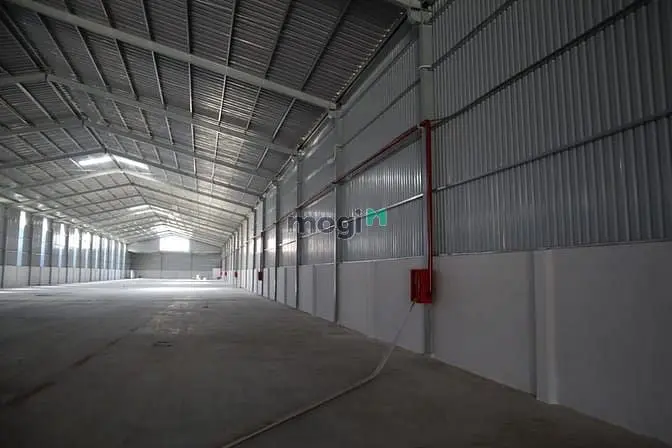 Cho Thuê Kho Xưởng 5.000M2 Trong Kcn Vĩnh Lộc Đường Số 2, P. Bhh, Bt