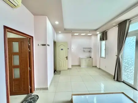 Cho Thuê Phòng Trọ Có Ban Công Siêu Lớn Nằm Ngay Tại Khu Công Nghiệp Tân Bình