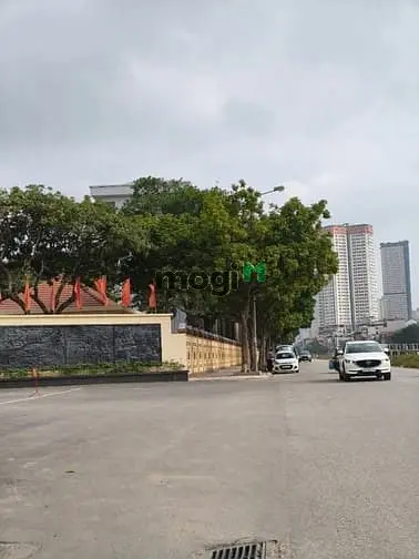 Cực Hiếm- Nhà 40M Xây 5 Tầng- Oto Đỗ Cửa- Ngô Quyền Hà Đông