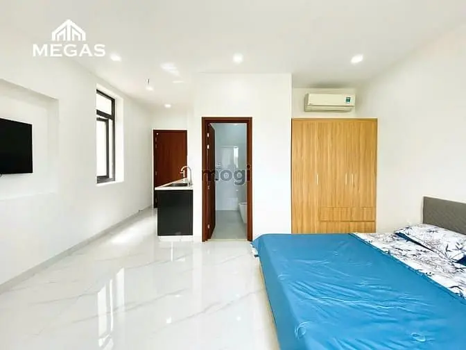 Phòng Full Nội Thất Cửa Sổ Thoáng Mát Nội Khu Lakeview Có Hồ Bơi