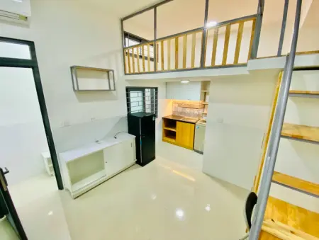 Phòng Cho Thuê Gác Lửng Full Nội Thất Gần Đại Học Ngoại Thương Bình Thạnh