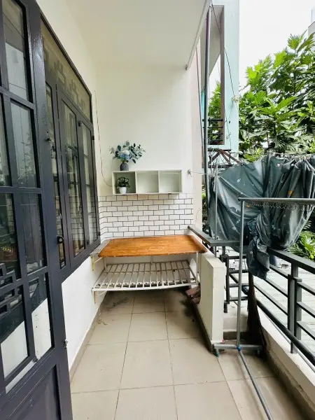 Phòng Có Ban Công Thoáng Mát Đường Phan Huy Ích Giao Với Trường Chinh