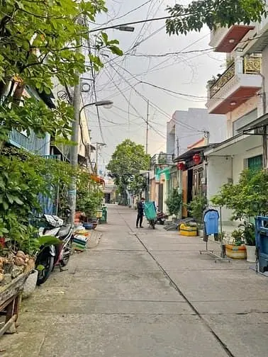 Bán Gấp Nhà 1 Lầu Hẻm 29/ Lô Tư, Dt: 4M X 18M, Hẻm 5M. Giá: 6.1 Tỷ