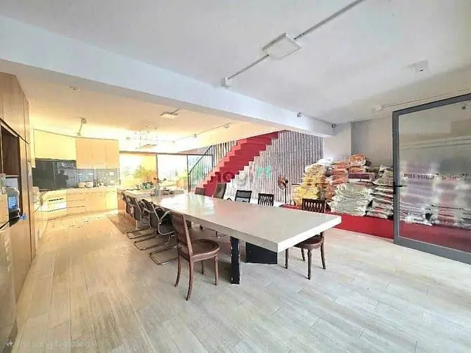 Bình Lợi – Biệt Thự Phân Lô Ven Sông – 4Pn – 1 Trệt 1 Lửng 2 Lầu