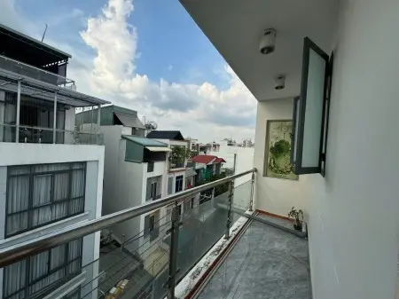 Studio Gần Đại Học Gia Định, Đại Học Công Nghiệp