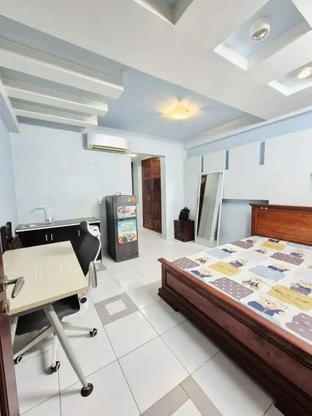 Chính Chủ Cho Thuê Phòng Y Hình, Full Nội Thất, Sạch Sẽ Thoáng Mát, Nguyễn Xuân Khoát, 3.8Tr