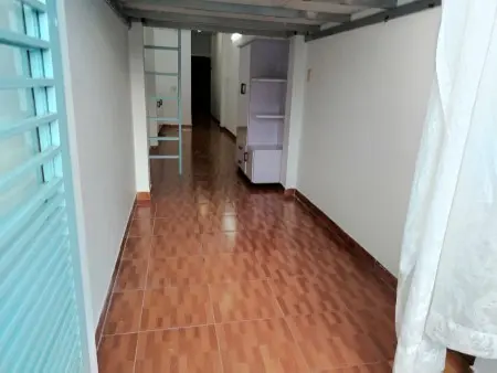 Cho Thuê Phòng Trọ Có Gác Ban Công Giá Rẻ Chỉ Vài Phút Đến Vòng Xoay Dân Chủ, Chợ Tân Định..