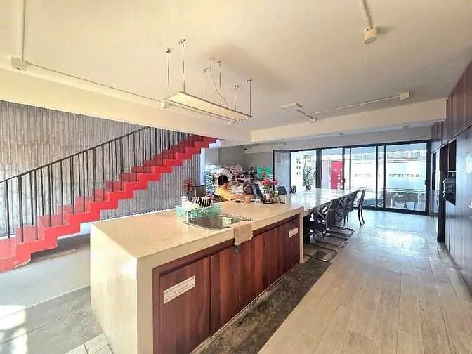 Bình Lợi – Biệt Thự Phân Lô Ven Sông – 4Pn – 1 Trệt 1 Lửng 2 Lầu