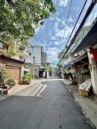 Hẻm Xe Hơi 10M- Đường Đinh Bộ Lĩnh- Dt 60M- Ngay Bến Xe Miền Đông