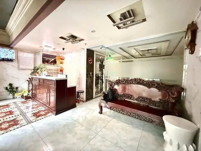 39Chdv Nguyễn Thái Bình Q.tân Bình 7,9M*23M 7 Tầng Thang Máy Hầm Ô Tô