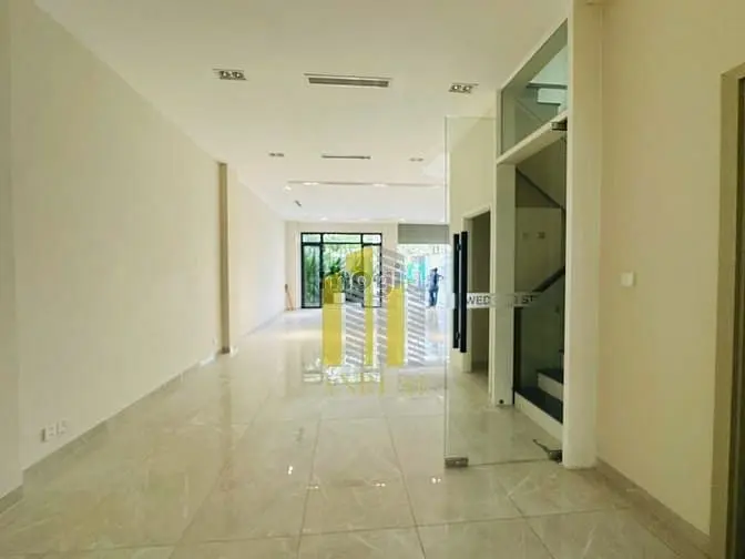 Cho Thuê Nhà Sàn Trống - Mới Đẹp - Máy Lạnh Âm Trần Giá 70 Triệu