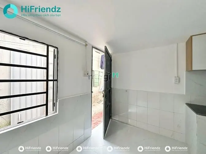 " Căn Hộ 1 Trệt, 1 Lửng Nằm Ngay Cầu Vượt Linh Xuân. Gần Làng Đại Học.