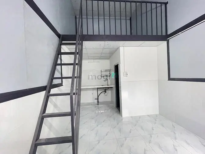 Nhà Trọ Mới Xây Xong, Gác Lửng Cao, Quận 2