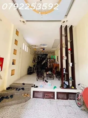 Bán Nhà. Khương Đình . Thanh Xuân 80M X 3T X Mặt Tiền 4.3M . Giá 14,5