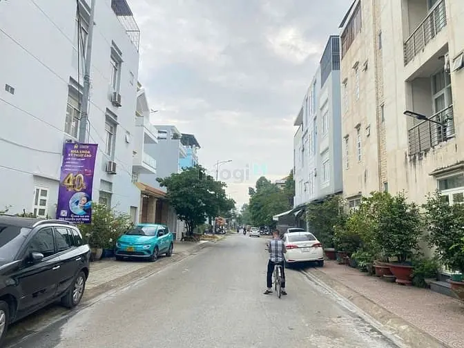 Bán Gấp Giảm Nửa Tỷ 🔥 Đất Dự Án Khu Lê Văn Thịnh Quận 2 Dt 5X22M Sổcn