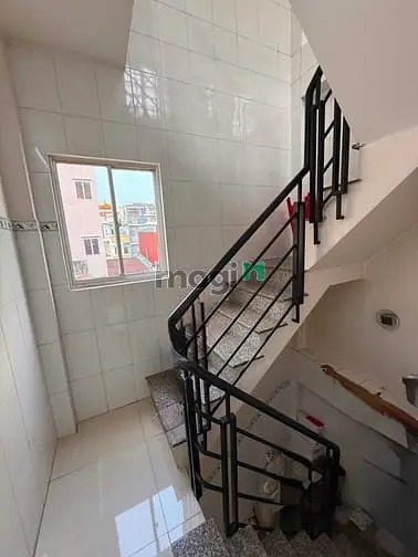 Bán Nhà Hxh Nhỏ Lý Nam Đế Quận 11 - Ngang 3M X 9M - 4 Tầng Btct