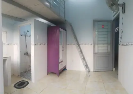 Phòng Bancol Máy Lạnh Rất Sáng Và Sạch - Lê Văn Thọ - Gò Vấp