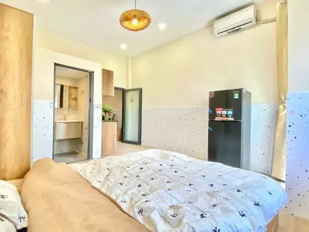 Cho Thuê Phòng Full Nội Thất Ban Công Lớn Giá Hạt Dẻ Nằm Ngay Trung Tâm Bình Thạnh Thuận Tiện Qua Q1