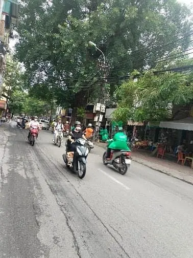 Hiếm Có! Nhà Đẹp Hoàng Hoa Thám