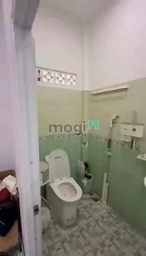 65M2 Cách Mạng Tháng 8 Quận 3, 4,3M*15M 2 Tầng Ngay Vòng Xoay Dân Chủ