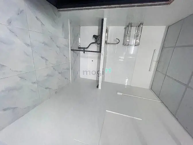 Nhà Trọ Mới Xây Xong, Gác Lửng Cao, Quận 2