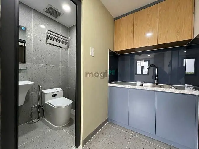 Căn Hộ Dịch Vụ Mặt Tiền An Hội Đông, Gò Vấp, 6 Tầng, Thang Máy