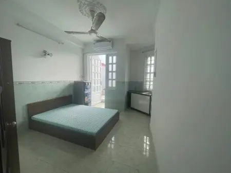 Chính Chủ Cho Thuê Chdv Huỳnh Văn Bánh, P.13, Phú Nhuận