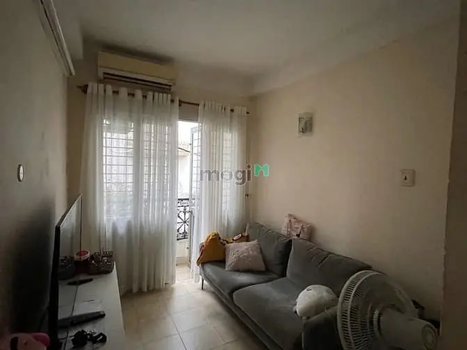 Quận 3 – Hai Bà Trưng – 3 Tầng – 4Pn – Sổ Hồng – 5.5 Tỏi