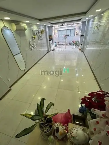 Phạm Văn Đồng – Bình Thạnh – 6 Tầng Btct – Có Thang Máy – Shr – 13.5 T