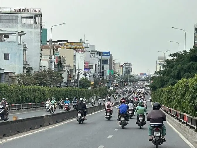 Ngộp Bank Chỉ 38 Tỷ Có Tòa Nhà 6L Mt Hà Huy Giáp Q12 Ngang 14M 280M2