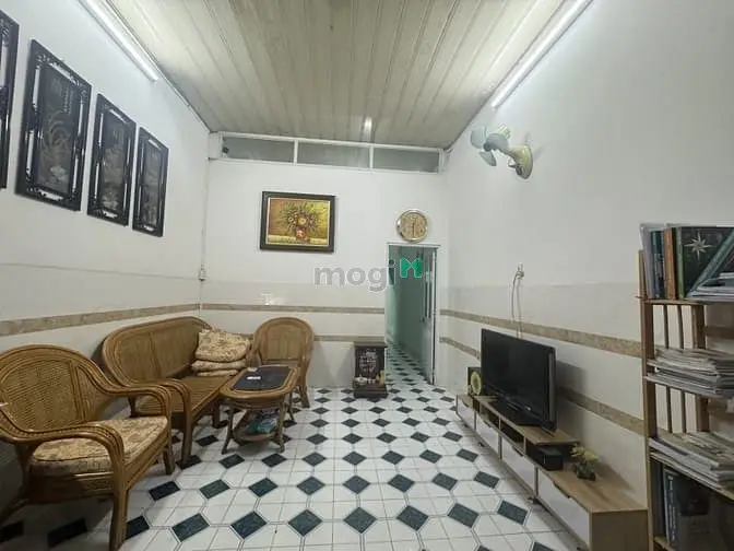 Bán Nhà Ngay Chợ 339 Hxh Thông, Trung Tâm Phước Long B, Q9. Giá 5.1 Tỷ