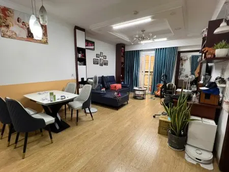 Chung Cư Screc, Trường Sa, Q3: 3P Ngủ, 2Wc, Nội Thất, 15Tr/Th