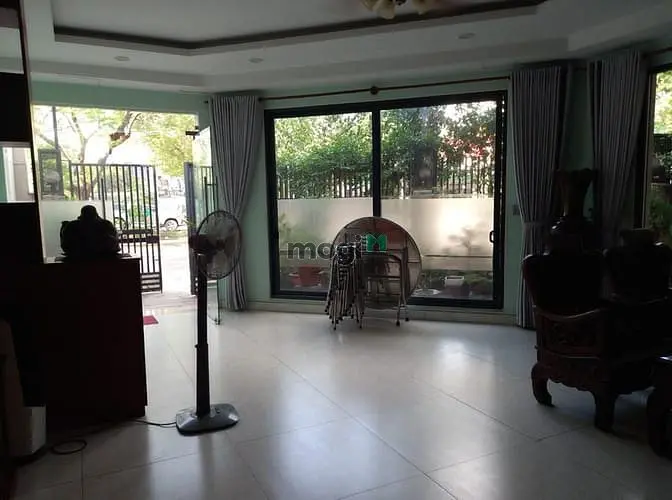 Cần Cho Thuê 45M2 Mặt Bằng Văn Phòng 2 Mặt Tiền Thoáng Đường 56