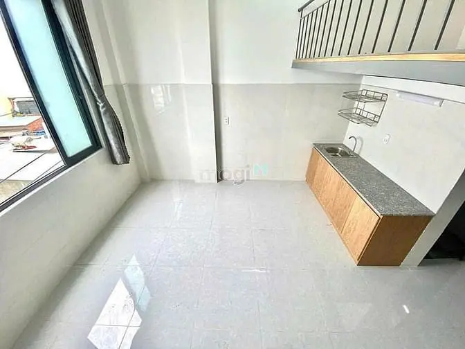 Duplex - Full Nội Thất - Giá Rẻ - Mới Xây Ngay Công Viên Làng Hoa