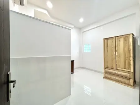 Phòng Cho Thuê Có Máy Lạnh - Bếp - Gần Đh Văn Hiến Giá 3Tr7
