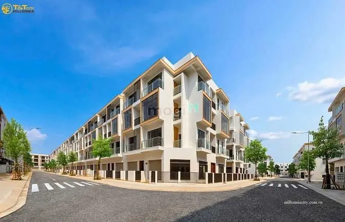 Chỉ 20%, Nhận Ngay Nhà Xây Sẵn 3 Lầu Sát Phú Mỹ Hưng, Tại Long An