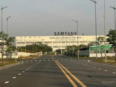 Cho Thuê Nhà Riêng 1 Trệt 1 Lầu Tại Khu Samsung Village Đường Bưng Ông Thoàn Giá 7Tr/Tháng