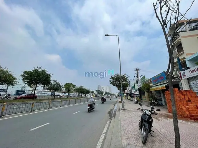 Cho Thuê Mtkd 8X30, Đường Kinh Dương Vương- Bình Tân