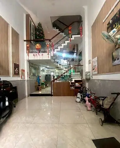 Bán Nhà Đường Nguyễn Văn Quá Q12 - Đường 10M Có Lề - 5 Tầng - 6 Tỷ 3