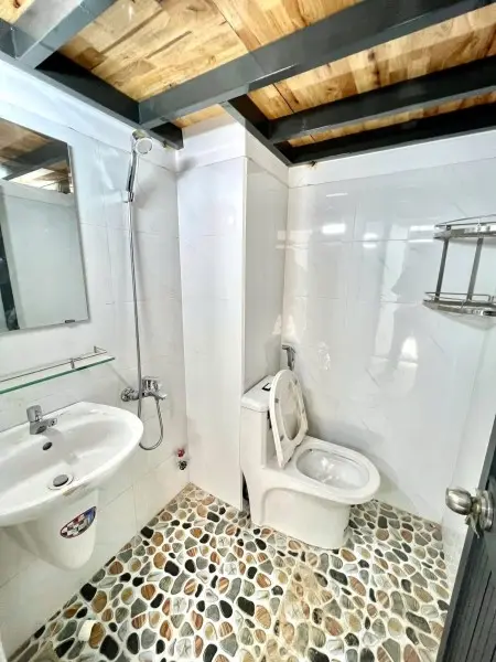 Còn Phòng Cho Thuê Ở Gần Mũi Tàu Trường Chinh, Tân Phú