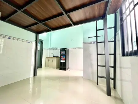 Phòng Trọ Gác Lửng Cao Cấp - Máy Lạnh, Máy Giặt, Nước Nóng Lạnh, Chỉ Còn Vài Phòng Nhanh Tay Giữ Chỗ