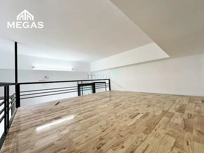 Duplex - Full Nội Thất - Giá Rẻ - Mới Xây Ngay Công Viên Làng Hoa