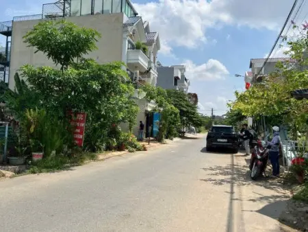 Cho Thuê Nhà Riêng 1 Trệt 1 Lầu Tại Khu Samsung Village Đường Bưng Ông Thoàn Giá 7Tr/Tháng