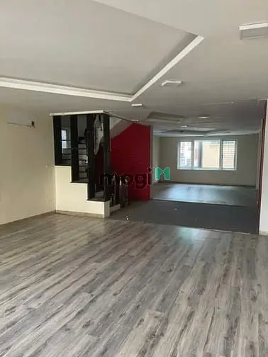 Cho Thuê Nhà Liền Kề Vov Mễ Trì. Dt 90M2X5 Tầng, Mt 5M, 35Tr /Th