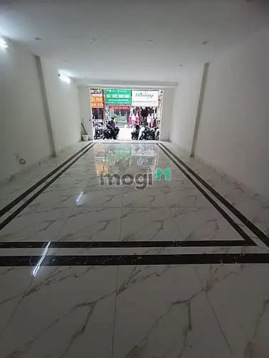 Cho Thuê Nhà Mặt Phố Trương Định. Dt 75M2, 5 Tầng, Thang Máy, Giá 45Tr