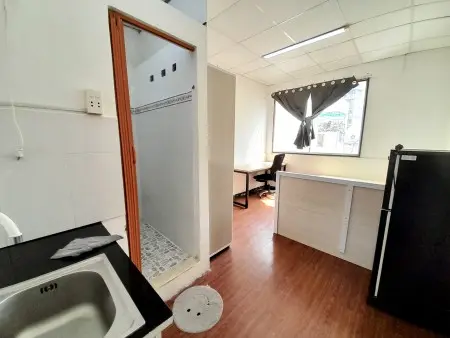 Chdv Q5 – Trần Hưng Đạo – Studio Cửa Sổ – 5Tr