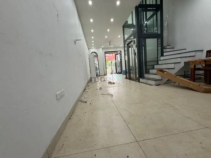 Cho Thuê Nhà Liền Kề Nguyễn Xiển 6 Tầng Thang Máy. Dt 80M X6T, 35Tr